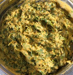 fenugreek-leaves-fritters-step-4