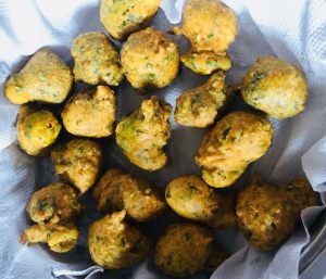 fenugreek-leaves-fritters-step-10