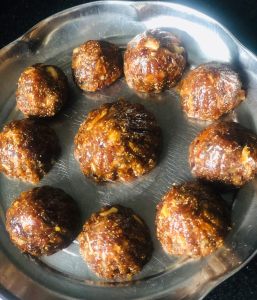 khajur-gulkand-modak-recipe-step-8