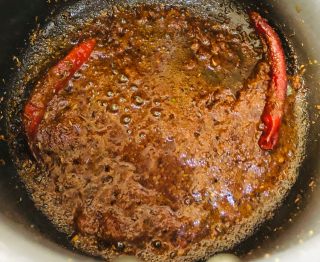 SAUTE THE MASALA-PASTE