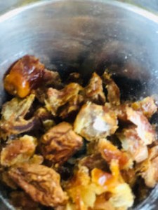 khajur-gulkand-modak-recipe-step-1