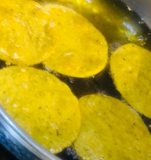 farsi-poori-gujrati-dry-snacks-step-3(3) farsi-poori-gujrati-dry-snacks-step-3(3)