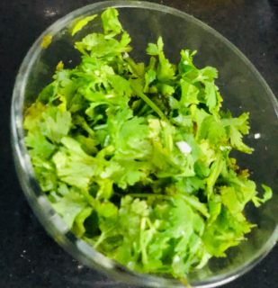 coconut-chutney-recipe-in-hindi-step-1(3)