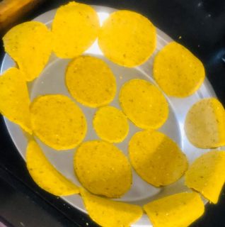 farsi-poori-gujrati-dry-snacks-step-2(5) farsi-poori-gujrati-dry-snacks-step-2(5)