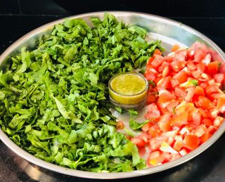 sai-bhaji-(palk-chanadal)-recipe-without-onion-garlic-step-1(4,5)