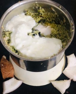 coconut-chutney-recipe-in-hindi-step-2(4)