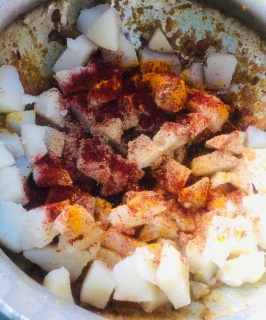 boiled-potato-sabzi-recipe-in-hindi-step-2(9)