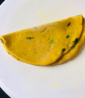 methi-paratha-recipe-step-3(type-2,2.1) methi-paratha-recipe-step-3(type-2,2.1)