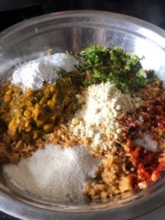 leftover-pulao-saibhaji-pakora-step-1(2)