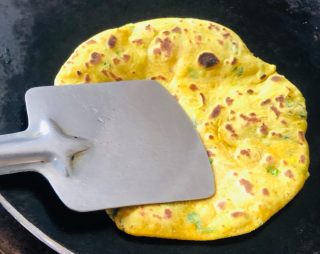 methi-paratha-recipe-step-4(4.1) methi-paratha-recipe-step-4(4.1)