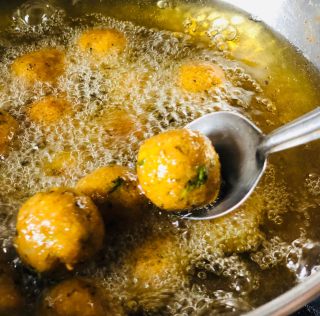 leftover-pulao-saibhaji-pakora-step-2(3)