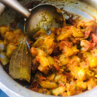 boiled-potato-sabzi-recipe-in-hindi-step-2(10)