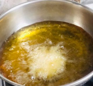 aloo-sooji-tikki-recipe-in-hindi-step-3(2) aloo-sooji-tikki-recipe-in-hindi-step-3(2)