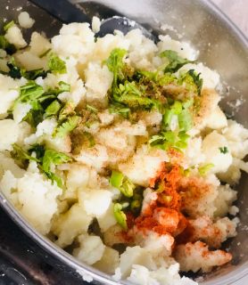 aloo-sooji-tikki-recipe-in-hindi-step-2(10) aloo-sooji-tikki-recipe-in-hindi-step-2(10)