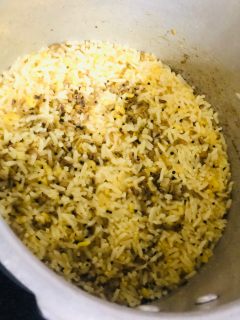 green-moong-dal-&-rice-khichdi-recipe-step-2(6)