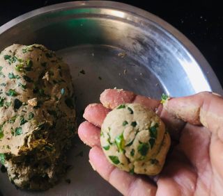 methi-dhebra-gujrati-recipe-step-3(1) methi-dhebra-gujrati-recipe-step-3(1)