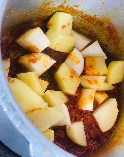 macaroni-aloo-ki-sabzi-recipe-step-2(9,1)