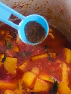 macaroni-aloo-ki-sabzi-recipe-step-2(20)