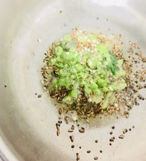 sev-tamatar-ki-sabzi-step-4(4)