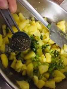 potato-fry-for-fasting(vrat-wale-aloo)-step-2(11) potato-fry-for-fasting(vrat-wale-aloo)-step-2(11)