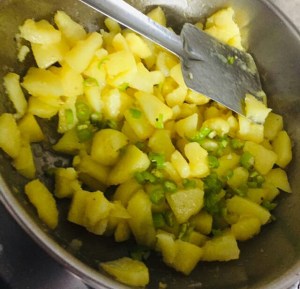 potato-fry-for-fasting(vrat-wale-aloo)-step-2(9) potato-fry-for-fasting(vrat-wale-aloo)-step-2(9)