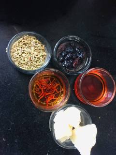 sweet-rice-(sindhi-tahiri)-recipe-step-1(6,2)