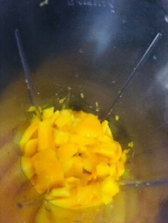 mango-lassi-step-2(1)