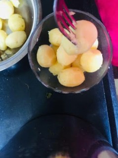 dum-aloo-recipe-step-1b(7)