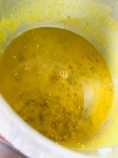 sabut-hare-moong-recipe-step-2(10)