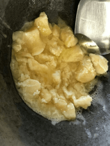 til-murmura-nariyal-mixed-gud-chikki-step-2(6)