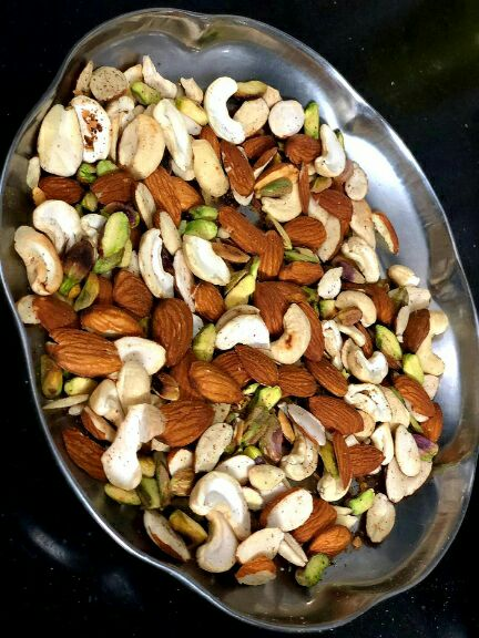 dry-fruits-chikki-recipe-step-2(4)