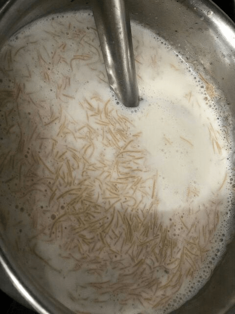 sewaiyan-kheer-recipe-step-2(10)