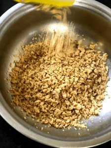 soya-granules-sabzi-recipe-step-1(2)