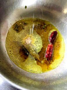 spinach-potato-sabzi-recipe-step-2(3)