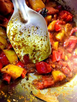 spinach-potato-sabzi-recipe-step-2(9)