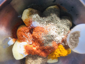 baby-p0tatoes-sabzi-recipe-in-curd-gravy-step-1(b,4)