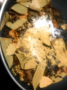 garam-masala-powder-recipe-ingredients-with-quantity