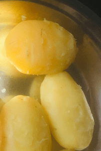 sooji-aloo-rolls-recipe-step-2(1)