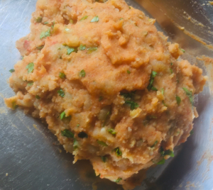 sooji-aloo-rolls-recipe-step-2(6)