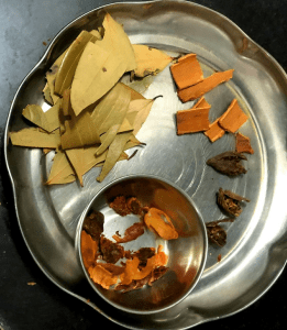 garam-masala-powder-recipe-ingredients-with-quantity-step-1(4)