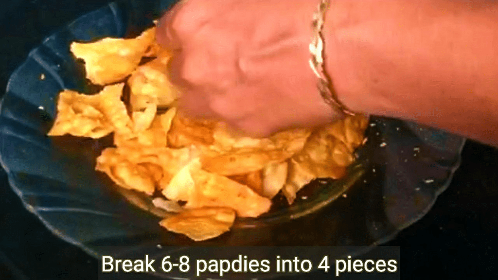 dahi-aloo-papdi-chat-recipe