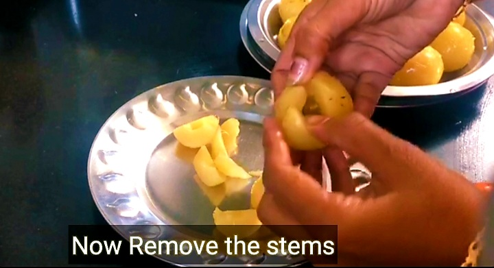 gooseberry-pickle-amla-achar