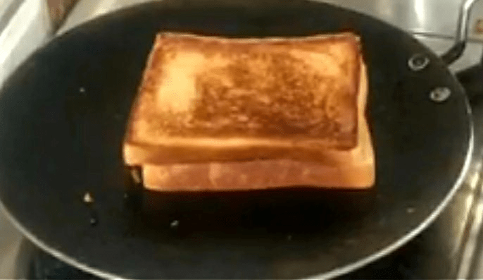 sandwich-recipe-onion-tomato-toast