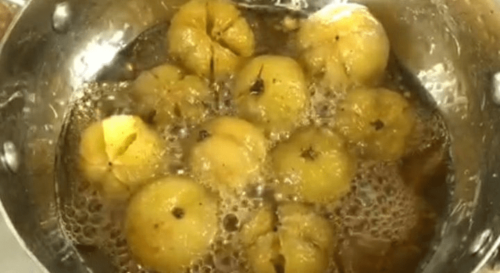 amla-murabba-with-jaggery