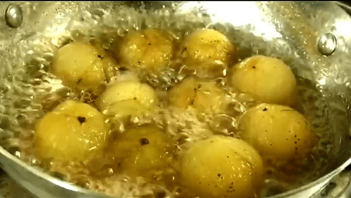 amla-murabba-with-jaggery