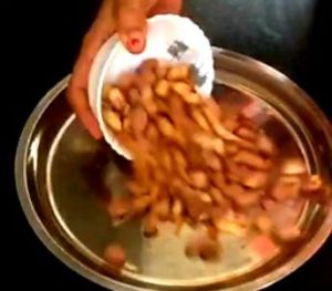 peanuts-jaggery-chikki